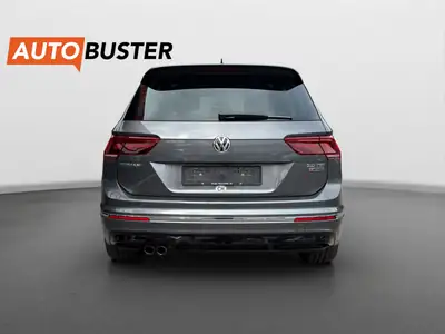 VW Tiguan 2.0 TSI Highline 4Motion — SUV compact performant, toit panoramique et garantie 12 mois — interni