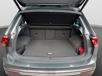 VW Tiguan 2.0 TSI Highline 4Motion — SUV compact performant, toit panoramique et garantie 12 mois — Miniatura 15