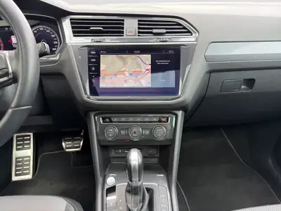 VW Tiguan 2.0 TSI Highline 4Motion — SUV compact performant, toit panoramique et garantie 12 mois — Miniatura 13
