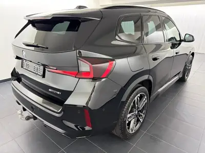 BMW X1 sDrive 18i M Sport 2025 — Compact premium, design affirmé, faible kilométrage — rear view