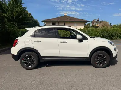 FIAT 500X 1.4T Cross Plus 4x4 — SUV urbain polyvalent, boîte auto, 172'000 km — detail