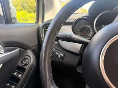 FIAT 500X 1.4T Cross Plus 4x4 — SUV urbain polyvalent, boîte auto, 172'000 km — Thumbnail 12