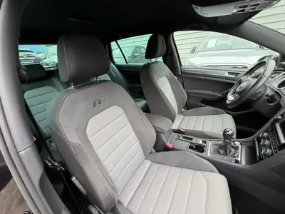 VW Golf 1.4 TSI Cup R-Line — Berline sportive, entretien récent, 53 000 km seulement — detail