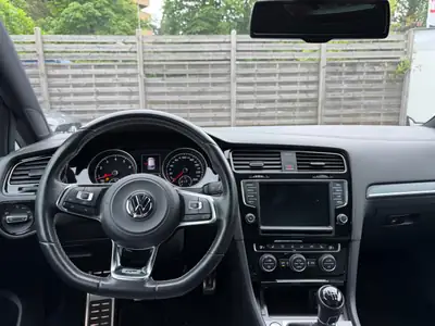 VW Golf 1.4 TSI Cup R-Line — Berline sportive, entretien récent, 53 000 km seulement — Thumbnail 13