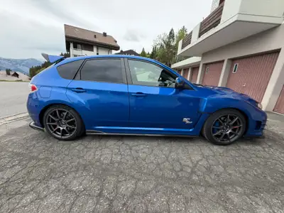 Subaru WRX 2.5 T — Berline sportive 300 ch, véhicule d'exception suisse — détail