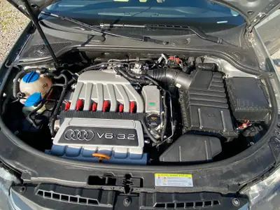 Audi A4 3.2 Quattro — Berline sportive 2005, traction intégrale et 255 ch — arrière