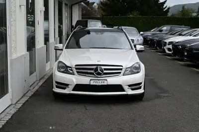 Mercedes-Benz C 350 Avantgarde — Break V6 sportif, équipement premium — rear view