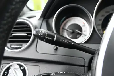 Mercedes-Benz C 350 Avantgarde — Break V6 sportif, équipement premium — Thumbnail 21