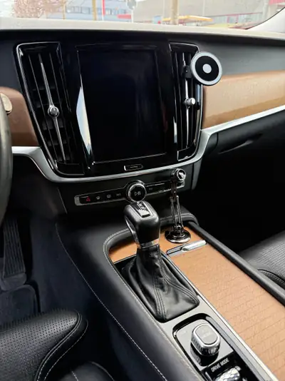 Volvo V90 2.0 D5 Inscription — Break premium diesel, 94'000 km, sans sinistre — Miniature 13