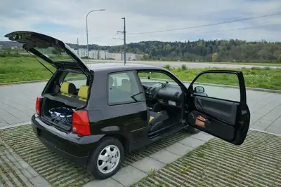 VW Lupo 1.4 75 Trendline — Citadine économique de 1999, entretien complet et fiable — intérieur