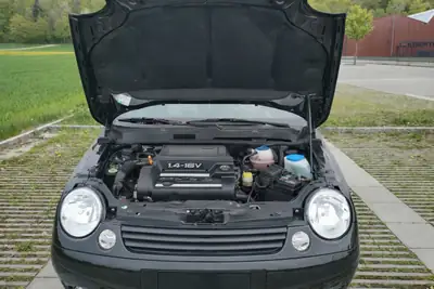 VW Lupo 1.4 75 Trendline — Citadine économique de 1999, entretien complet et fiable — détail