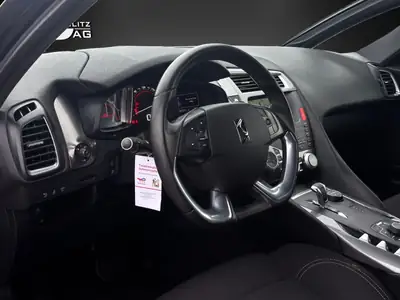 DS5 Hybrid4 200 SO Chic — SUV coupé hybride diesel, consommation exemplaire — Miniatur 8