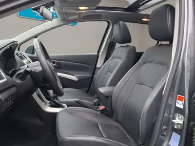 Suzuki S-Cross SX4 1.4T Hybrid 4x4 — SUV polyvalent avec motorisation écologique — detail
