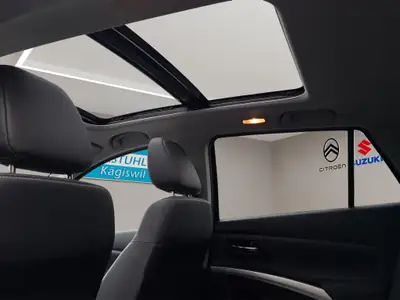 Suzuki S-Cross SX4 1.4T Hybrid 4x4 — SUV polyvalent avec motorisation écologique — Thumbnail 7