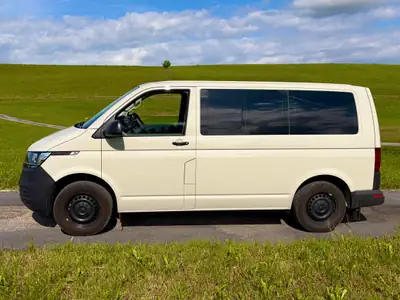VW T6.1 2.0 TDI 150 DSG 4Motion — Camping-car robuste, 4x4 intelligent, seulement 28'000 km — côté