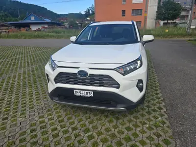 Toyota RAV-4 2.5 HEV Comfort — SUV hybride fiable, 196 000 km — Miniature 9