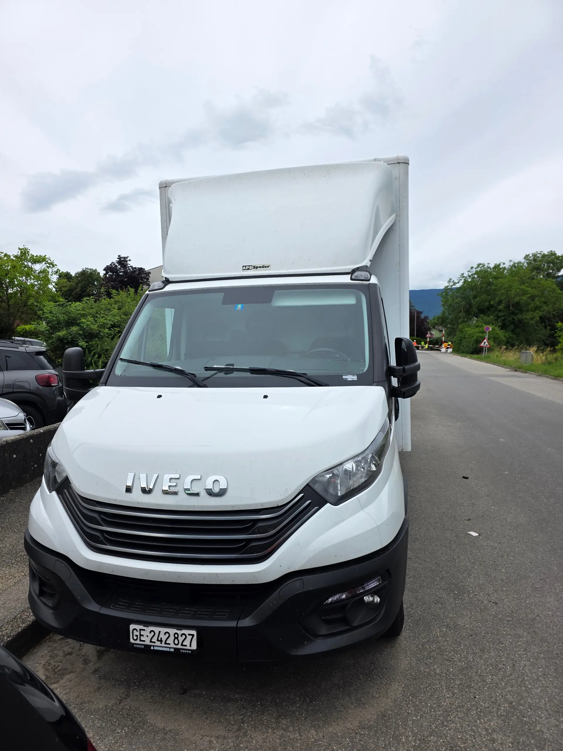 IVECO Daily 2.3 HPI 156 — Utilitaire robuste, faible kilométrage, transmission automatique