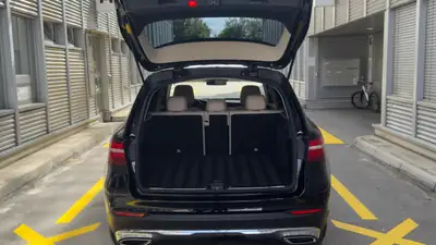 Mercedes-Benz GLC 220 d 4MATIC — SUV premium diesel, entretien récent — tableau de bord