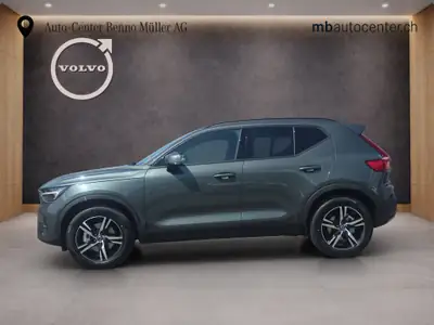 Volvo XC40 2.0 B3 MH Core — SUV hybride mild avec très faible kilométrage — côté