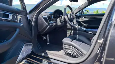 Porsche Panamera Turbo S Sport Turismo — 630 ch, full option, Porsche Approved — Thumbnail 10