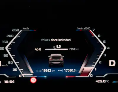 BMW X2 M35i xDrive 2024 — Performance sportive et polyvalence urbaine — Miniature 10
