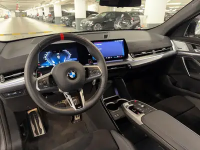 BMW X2 M35i xDrive 2024 — Performance sportive et polyvalence urbaine — Miniature 11