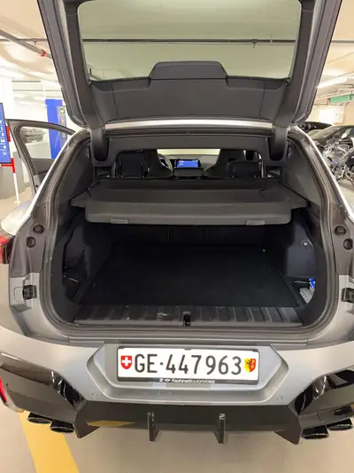 BMW X2 M35i xDrive 2024 — Performance sportive et polyvalence urbaine — Miniature 17