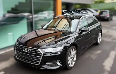 Audi A6 Avant 40 TDI Quattro — Break premium, Quattro intégral, 25 000 km seulement — exterior view