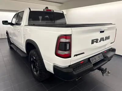 Dodge Ram 1500 5.7 Rebel — Pickup muscle américain, première main, garantie incluse — side view