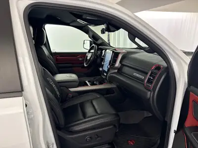 Dodge Ram 1500 5.7 Rebel — Pickup muscle américain, première main, garantie incluse — Thumbnail 9