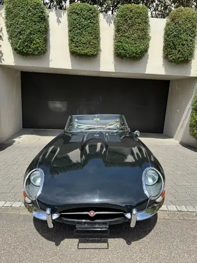Jaguar E-Type Série 1 1962 — Un chef-d'œuvre cabriolet britannique, seulement 32 100 km — vista esterna