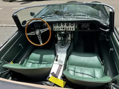 Jaguar E-Type Série 1 1962 — Un chef-d'œuvre cabriolet britannique, seulement 32 100 km — cruscotto