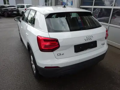 Audi Q2 35 TDI Attraction quattro — SUV compact diesel, 147 000 km, traction intégrale — side view