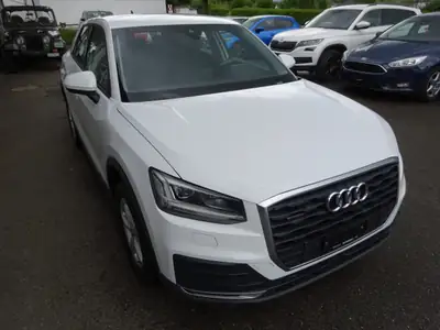 Audi Q2 35 TDI Attraction quattro — SUV compact diesel, 147 000 km, traction intégrale — interior