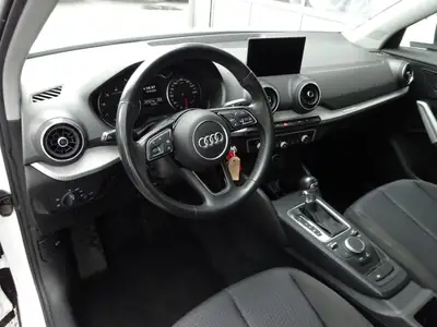 Audi Q2 35 TDI Attraction quattro — SUV compact diesel, 147 000 km, traction intégrale — Thumbnail 8