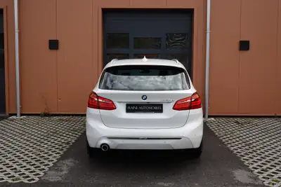 BMW 225xe iPerformance Active Tourer — Hybride rechargeable, 24 990 km, technologie CH — Miniature 9