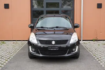 Suzuki Swift 1.2i 16V GL — Citadine robuste 4x4, sièges chauffants et moteur économe — côté