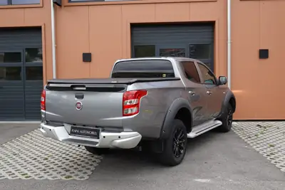 Fiat Fullback SX 2.4 MJ — Pick-up 4WD robuste, équipé GPS et caméra 360° — Miniature 8