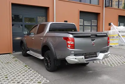 Fiat Fullback SX 2.4 MJ — Pick-up 4WD robuste, équipé GPS et caméra 360° — Miniature 10