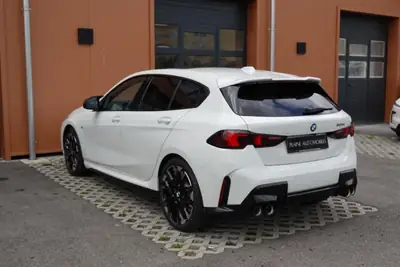 BMW M135i xDrive M Sport Pro — Berline sportive 306 ch, toit panoramique, faible kilométrage — Miniature 10