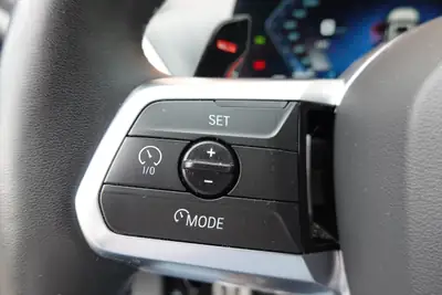 BMW M135i xDrive M Sport Pro — Berline sportive 306 ch, toit panoramique, faible kilométrage — Miniature 14