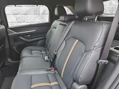 Mazda CX-80 e-Skyactiv PHEV 327 AWD — SUV 7 places hybride rechargeable, 100 km seulement — Miniatura 12