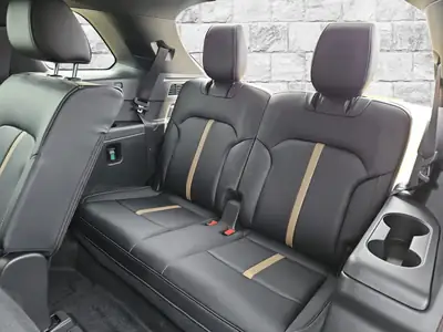 Mazda CX-80 e-Skyactiv PHEV 327 AWD — SUV 7 places hybride rechargeable, 100 km seulement — Miniatura 13