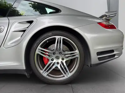 Porsche 911 Turbo 2007 — Légendaire coupé sportif, 480 ch, état impeccable — Thumbnail 21