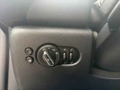 MINI Cabrio Cooper S Resolute Edition — Cabriolet sportif 178 ch, pack JCW complet — Thumbnail 26