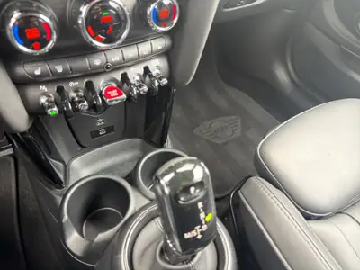 MINI Cabrio Cooper S Resolute Edition — Cabriolet sportif 178 ch, pack JCW complet — Thumbnail 25