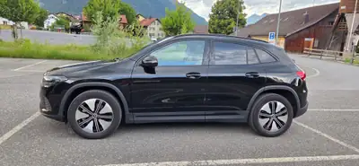 Mercedes-Benz EQA 250 — SUV électrique 292 ch, 4-roues motrices, seulement 32 500 km — Miniature 12