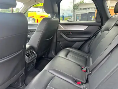 Mazda CX-60 2.5 PHEV Homura — SUV hybride rechargeable haute performance, 56000 km — detail