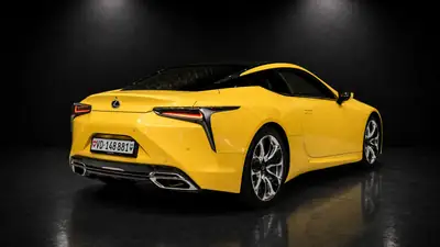 LEXUS LC500 Sport+ Limited Edition — Coupé V8 5.0L Jaune Iconic, 55'000 km — intérieur