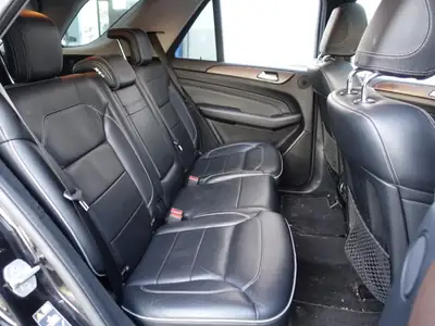Mercedes-Benz ML 350 BlueTEC — SUV premium diesel 4x4, entretien châssis premium — Thumbnail 14